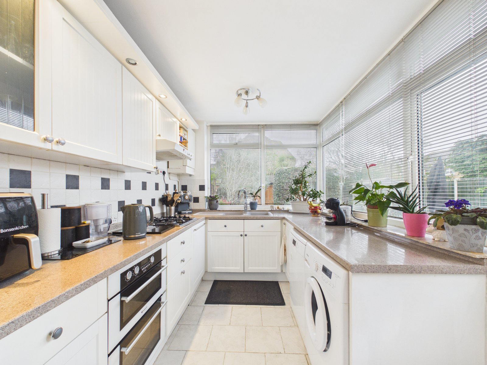 Riverdale Road, Feltham, Middlesex, TW13, photo 14