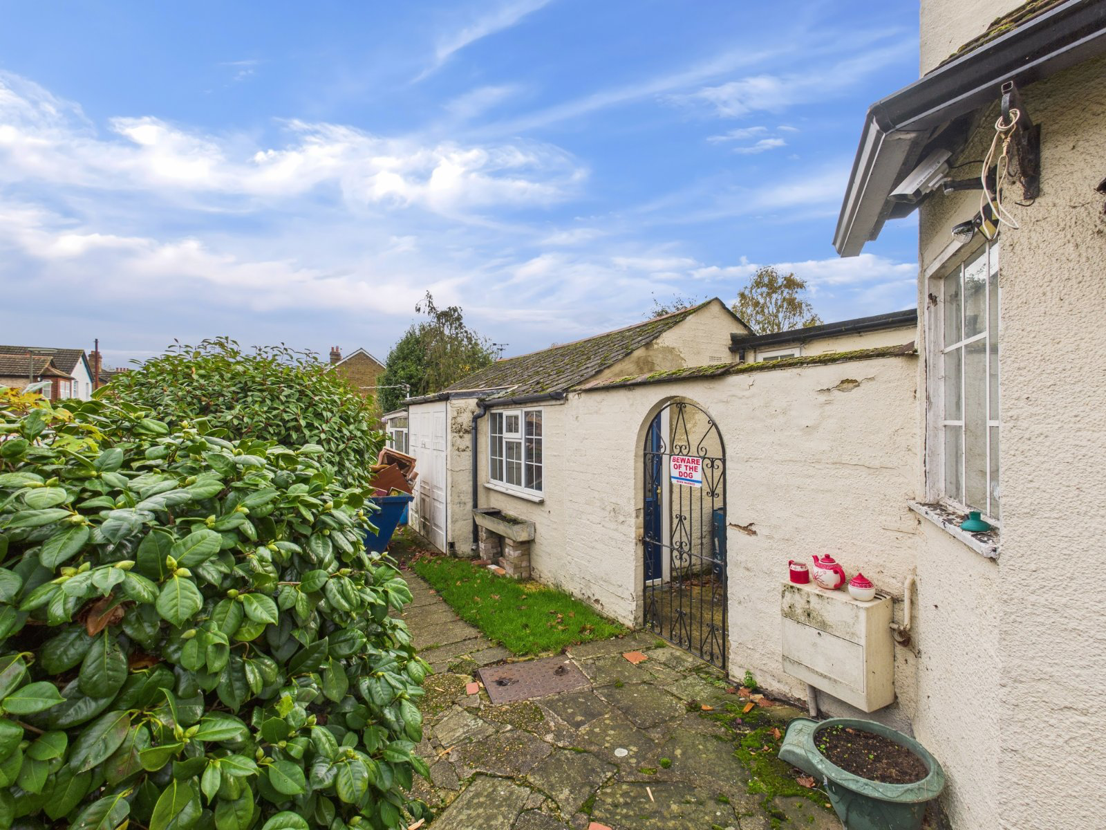 Old Charlton Road, Shepperton, Surrey, TW17, photo 3