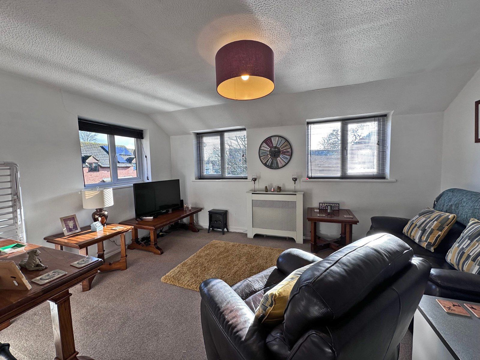 Frank Lunnon Close, Bourne End, SL8, photo 2