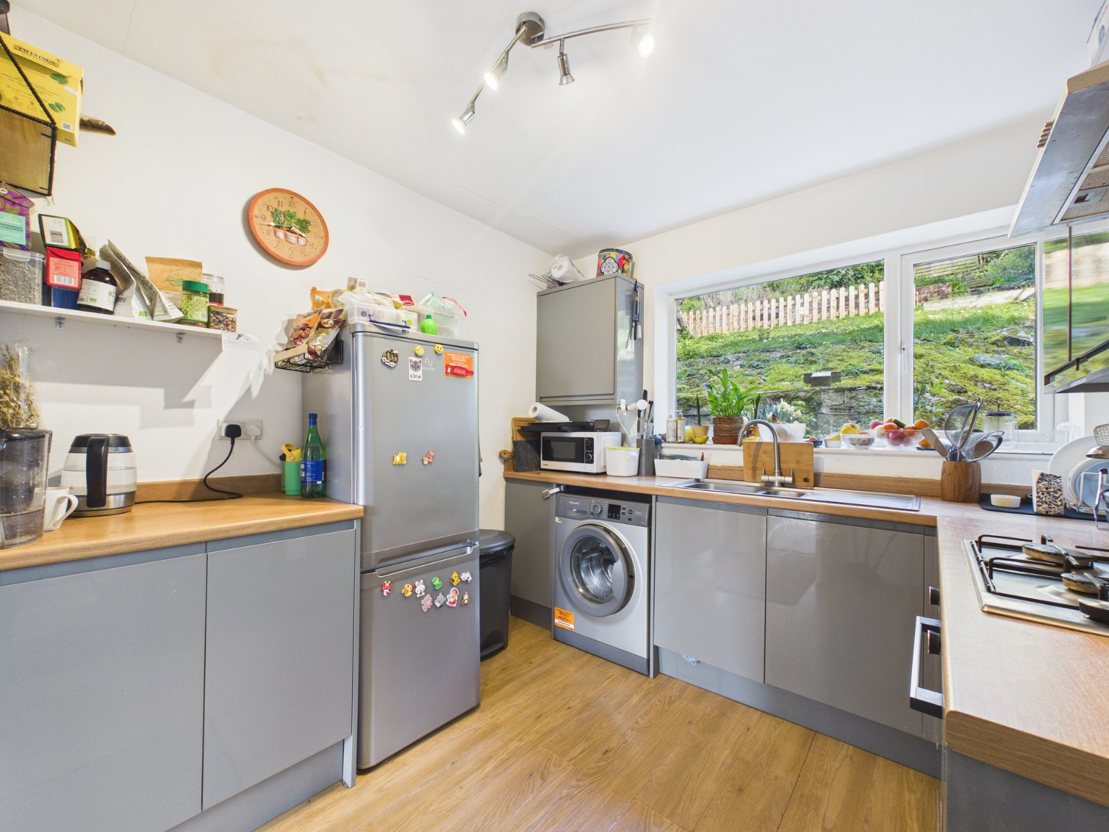 St. Georges Close, High Wycombe, Buckinghamshire, HP13, photo 14