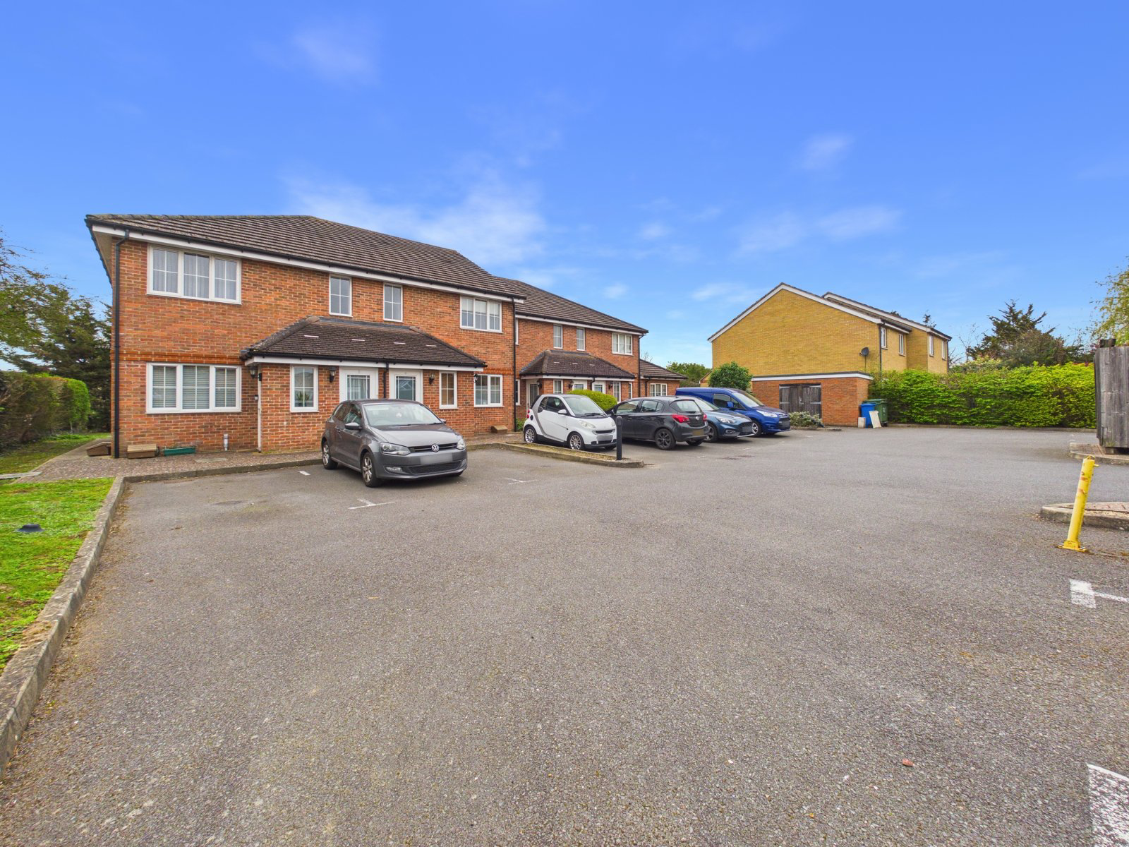 Hanover Close, Ashford, Surrey, TW15, photo 9
