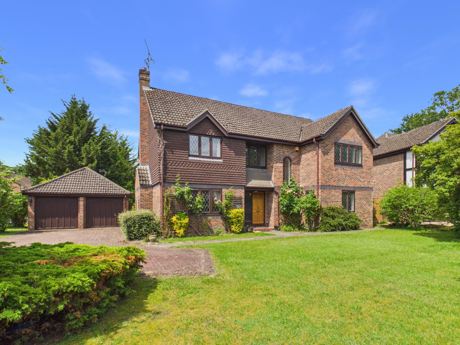 Hammond End, Farnham Common, Buckinghamshire, SL2