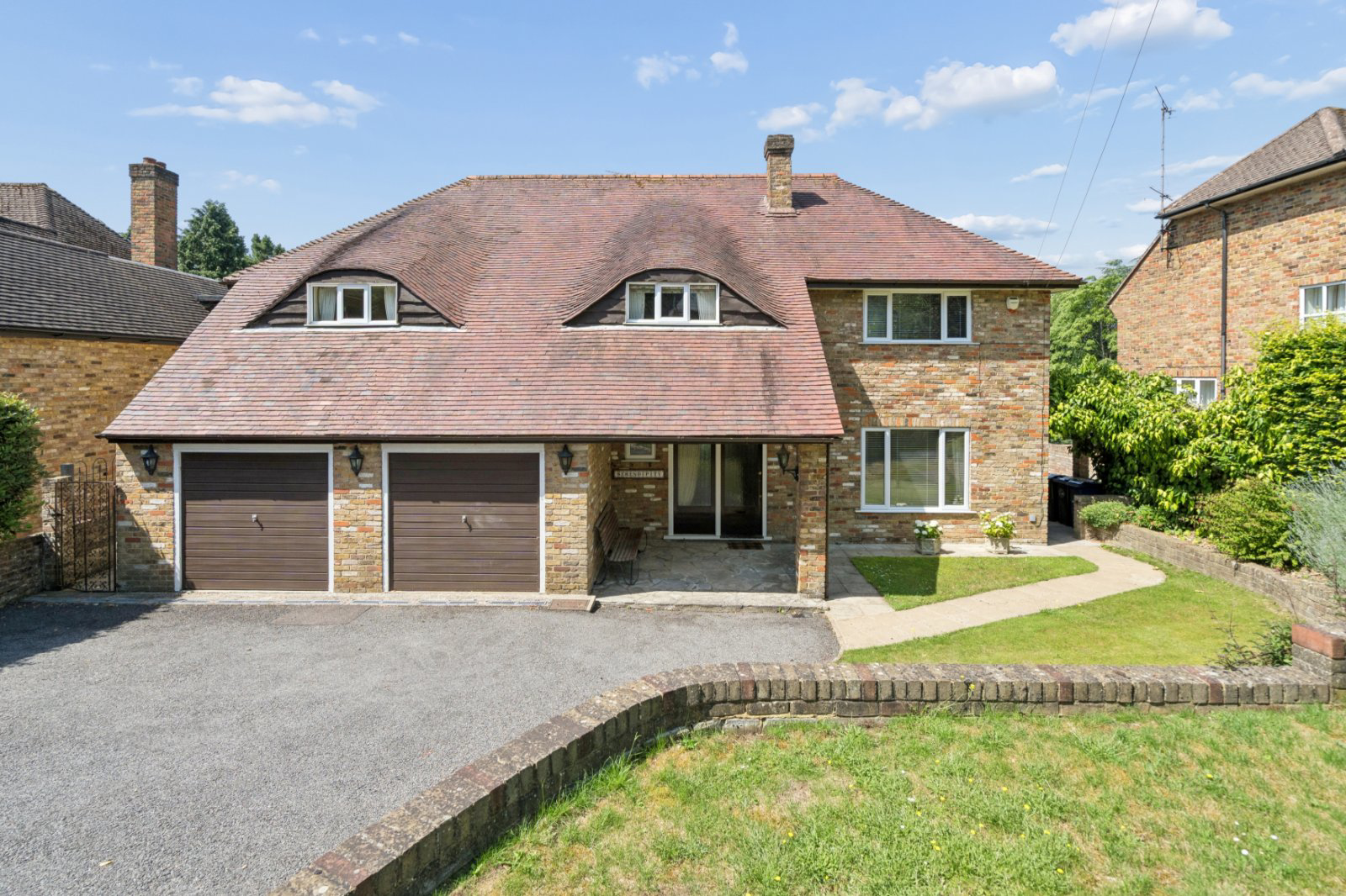 Lincoln Road, Chalfont St. Peter, Gerrards Cross, Buckinghamshire, SL9