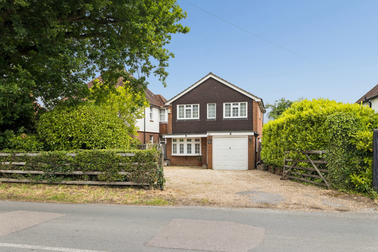 Denham Lane, Chalfont St. Peter, Gerrards Cross, Buckinghamshire, SL9