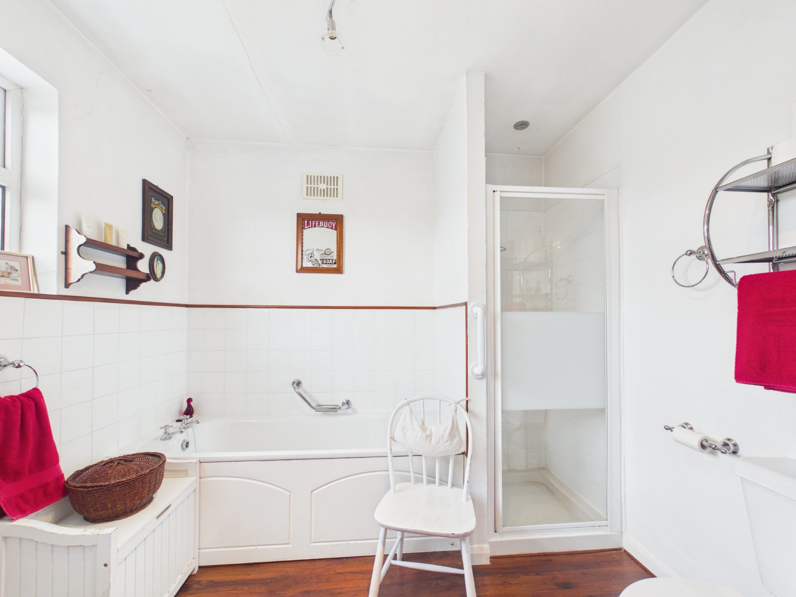Lebanon Avenue, Feltham, Middlesex, TW13, photo 9