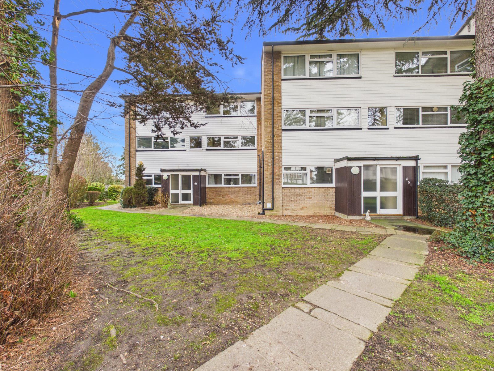 Fordbridge Road, Ashford, Surrey, TW15