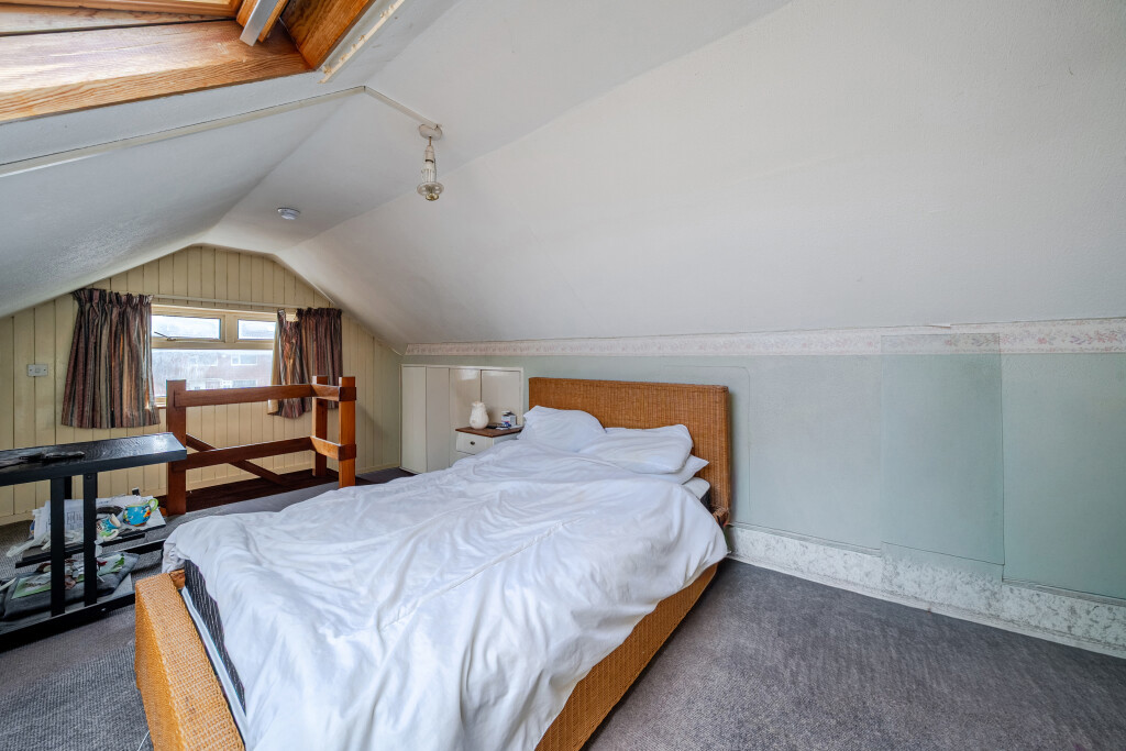 Barton Road, Langley, Berkshire, SL3, photo 32