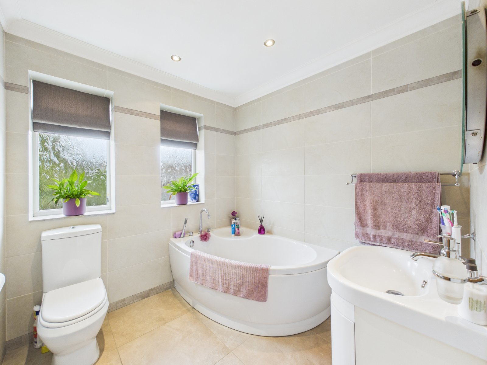 Selby Road, Ashford, Surrey, TW15, photo 11