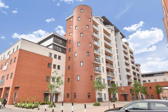 Grays Place, Slough, Berkshire, SL2