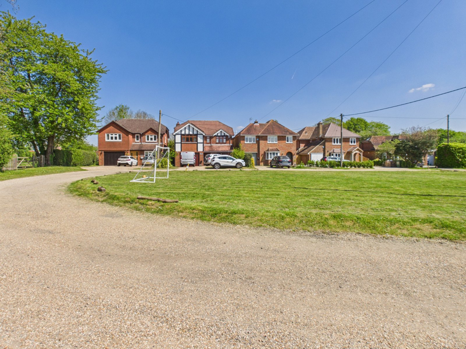 Brays Close, Hyde Heath, Amersham, Buckinghamshire, HP6, photo 19