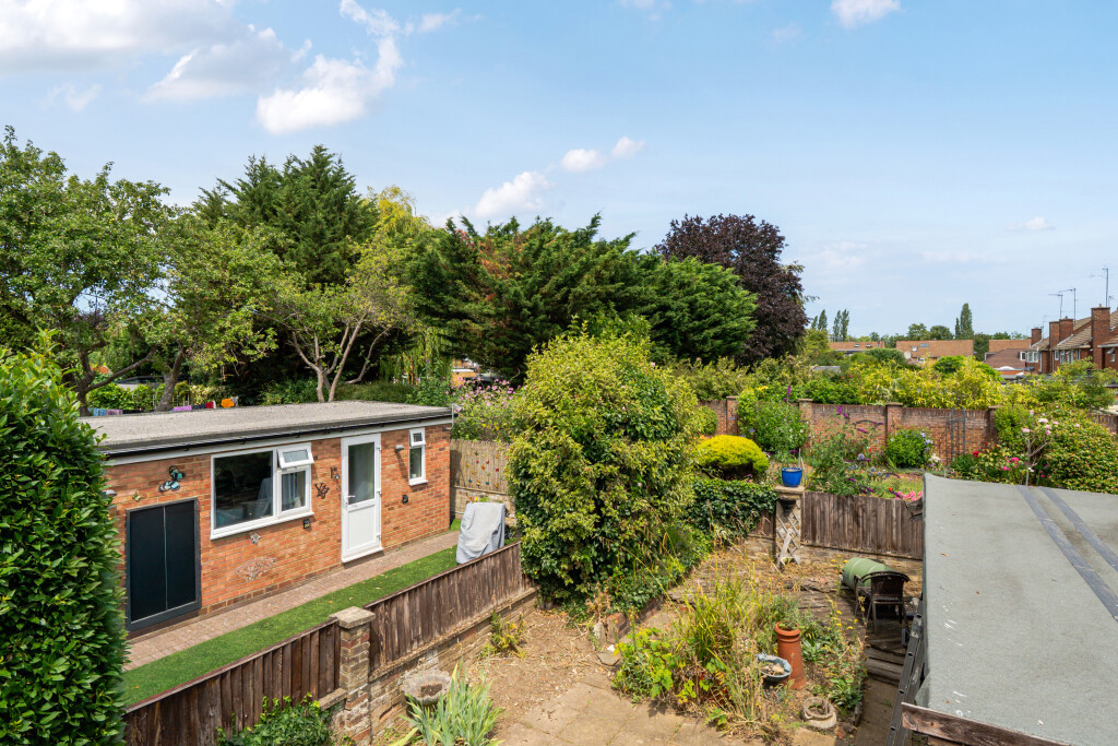 Barton Road, Langley, Berkshire, SL3, photo 7