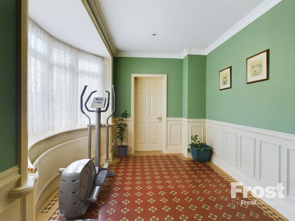 Coppermill Road, Wraysbury, Berkshire, TW19, photo 17