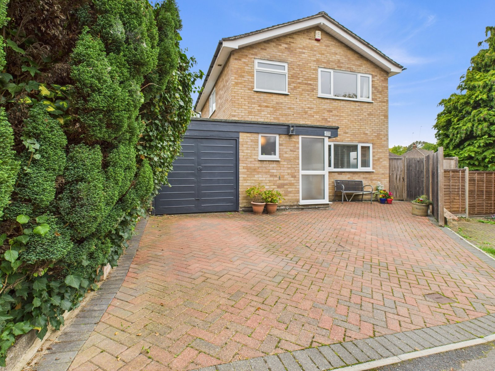 Clayton Walk, Little Chalfont, Buckinghamshire, HP7