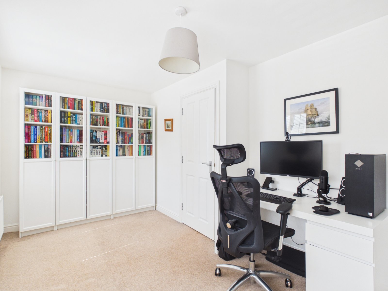 Clayton Road, Lane End, Buckinghamshire, HP14, photo 14