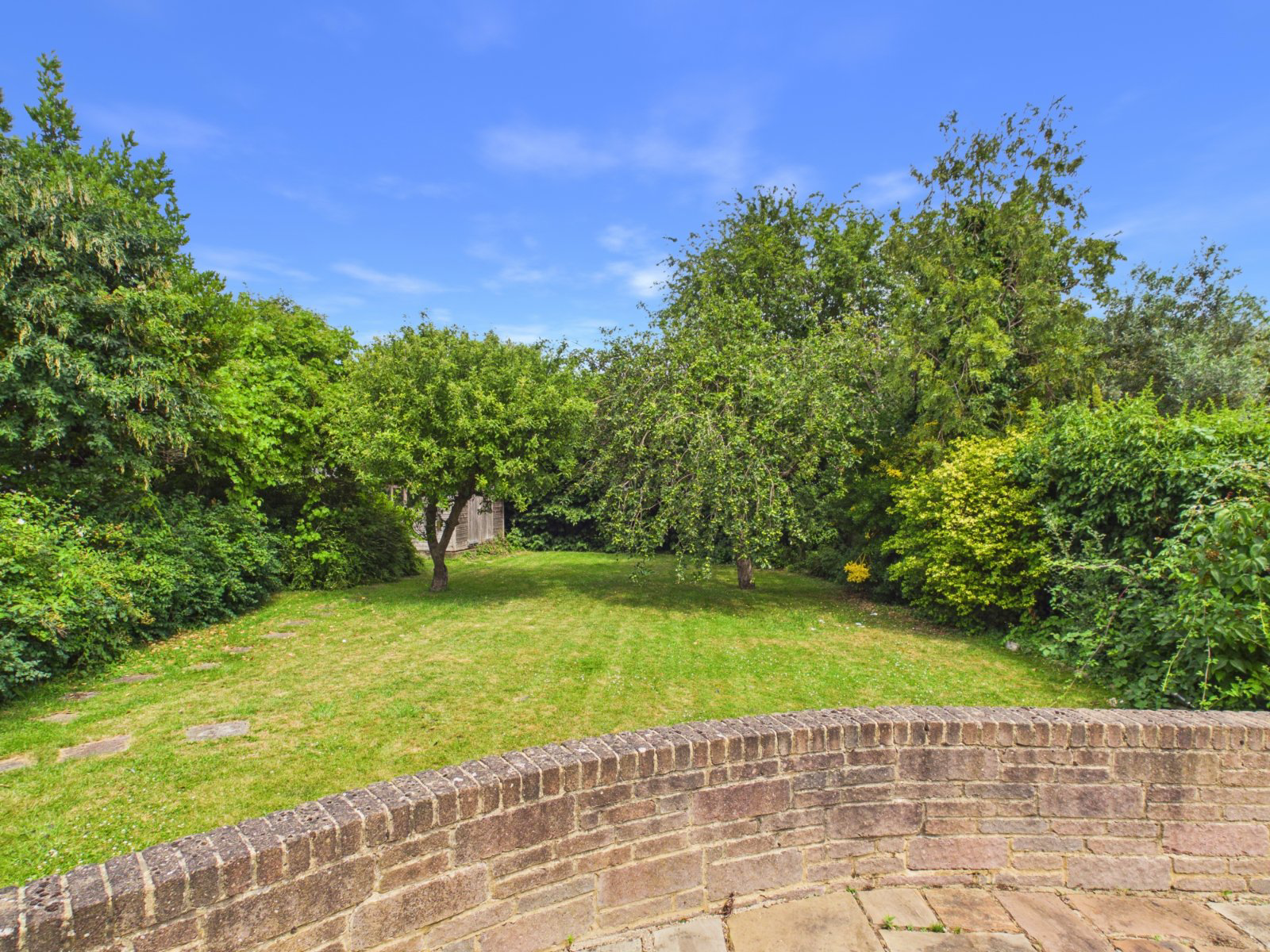 Grosvenor Road, Staines-upon-Thames, Surrey, TW18, photo 17