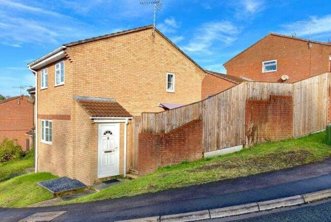 Nicholas Gardens, High Wycombe, Buckinghamshire, HP13