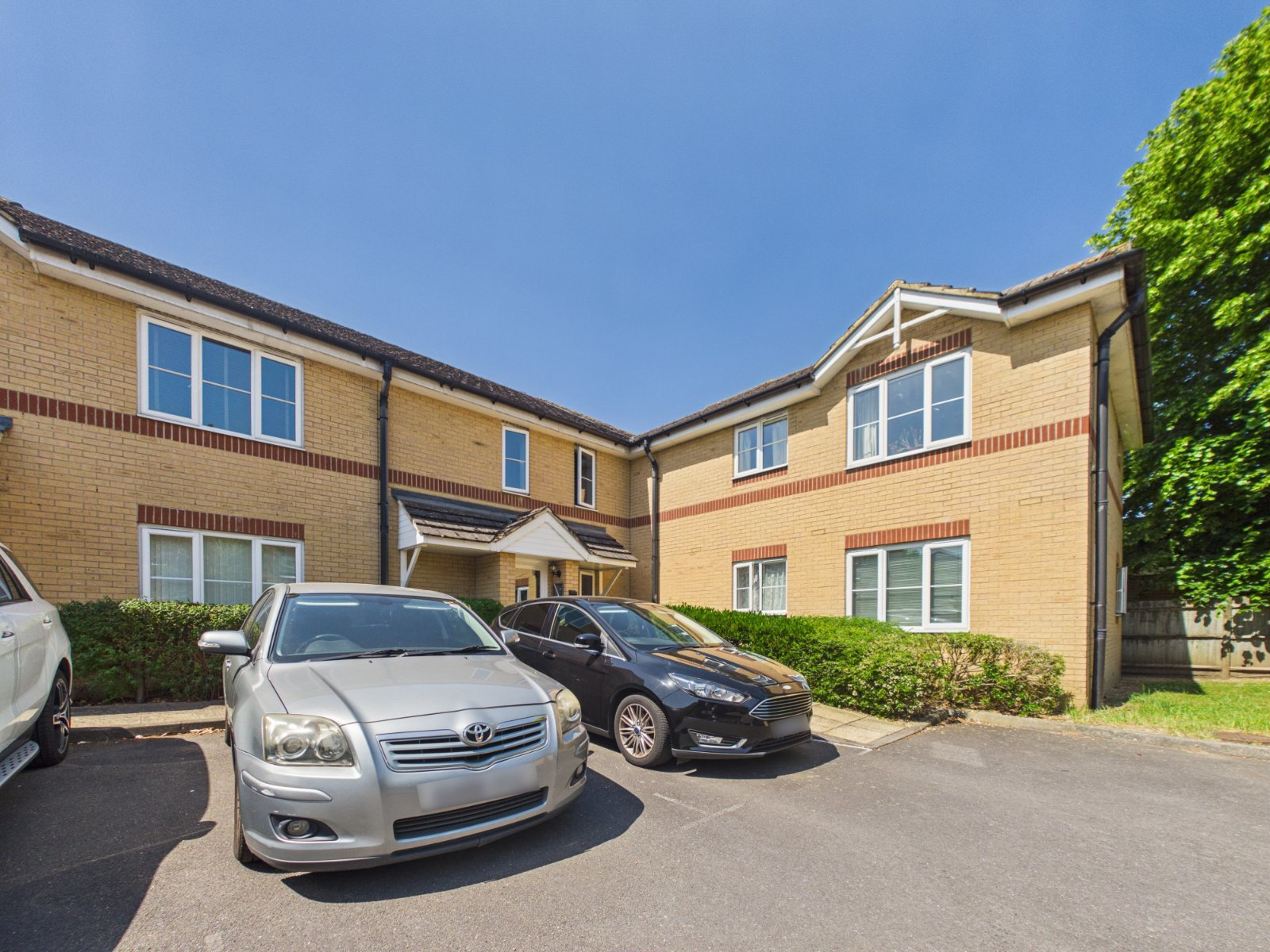 Hurworth Avenue, Langley, Berkshire, SL3