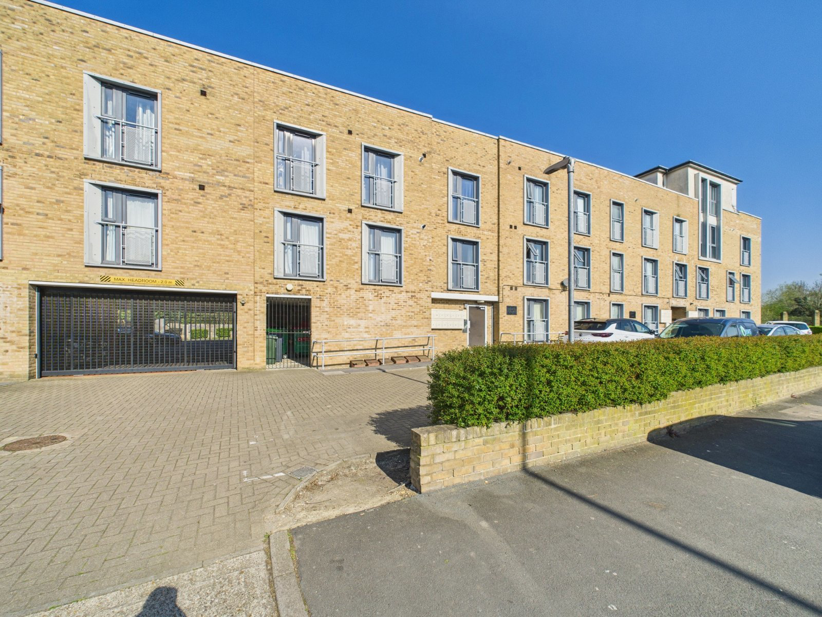Hatton Road, Bedfont, Middlesex, TW14
