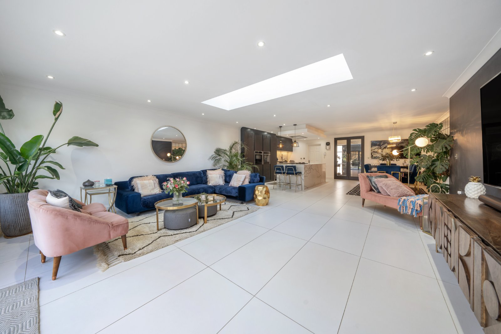 Laurel Court, Denham Road, Iver, Buckinghamshire, SL0, photo 4