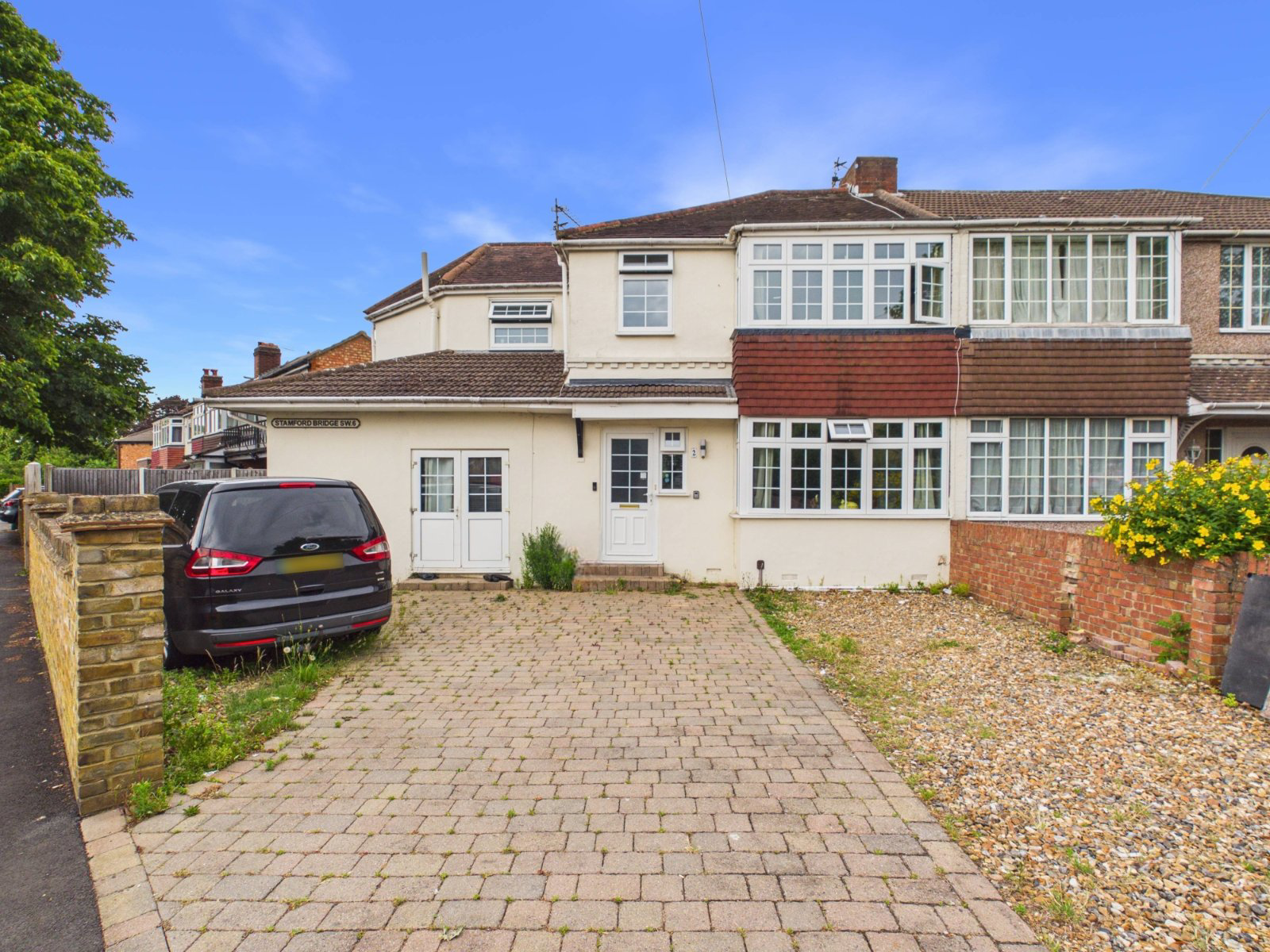 Fenton Avenue, Staines-upon-Thames, Surrey, TW18