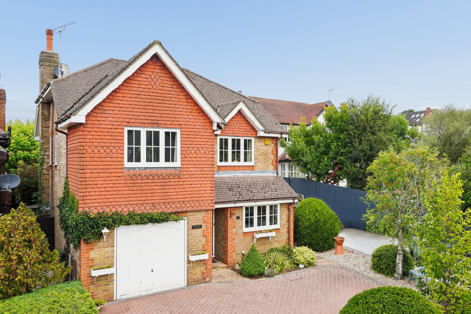 Beacon Close, Chalfont St. Peter, Gerrards Cross, Buckinghamshire, SL9