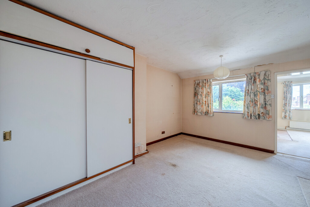 Barton Road, Langley, Berkshire, SL3, photo 6