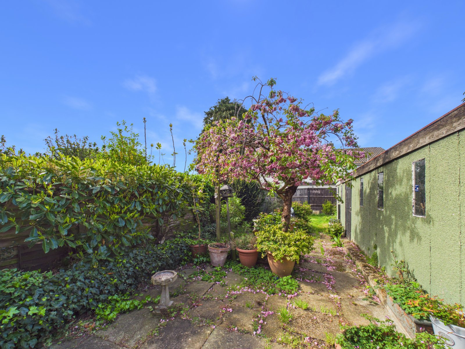 Lebanon Avenue, Feltham, Middlesex, TW13, photo 10