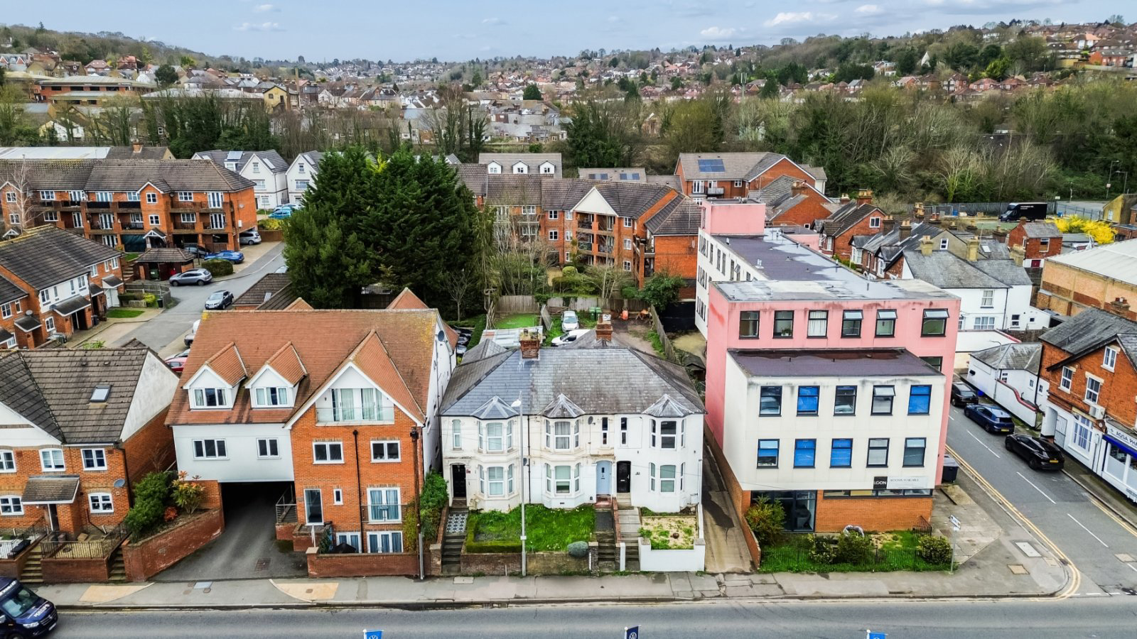London Road, High Wycombe, Buckinghamshire, HP11, photo 2