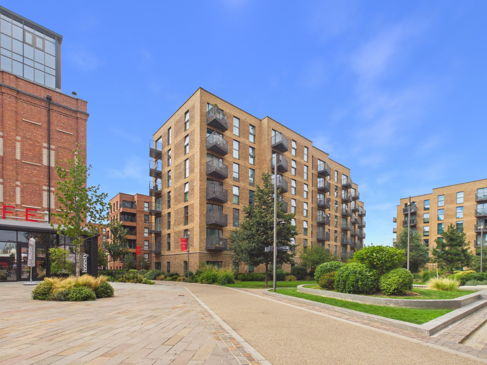 Memorial Avenue, Slough, Berkshire, SL1