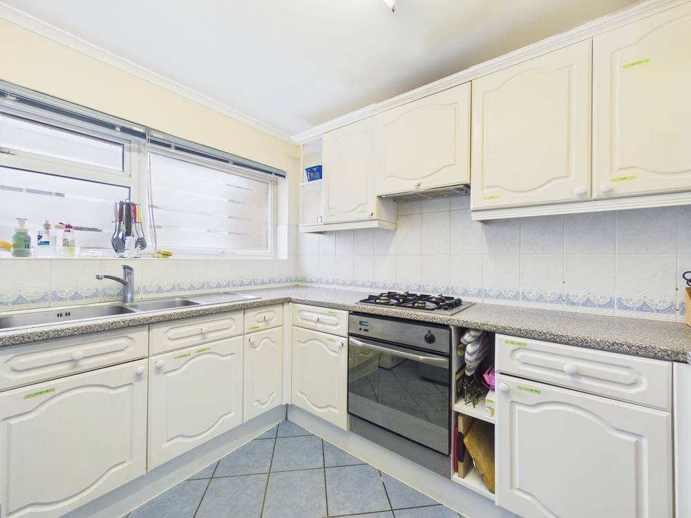 Ashdene Close, Ashford, Surrey, TW15, photo 3