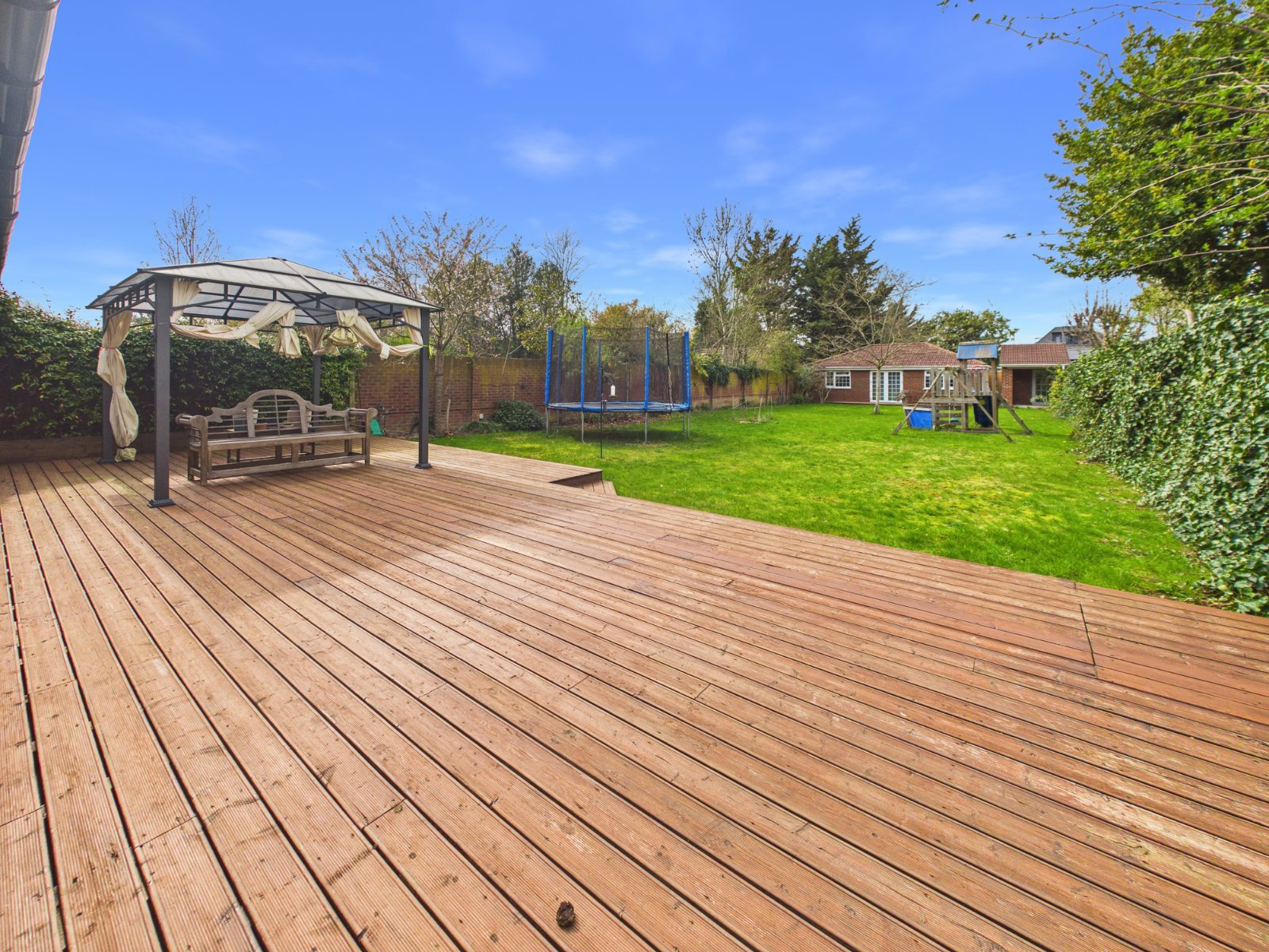 Wellesley Avenue, Richings Park, Buckinghamshire, SL0, photo 52
