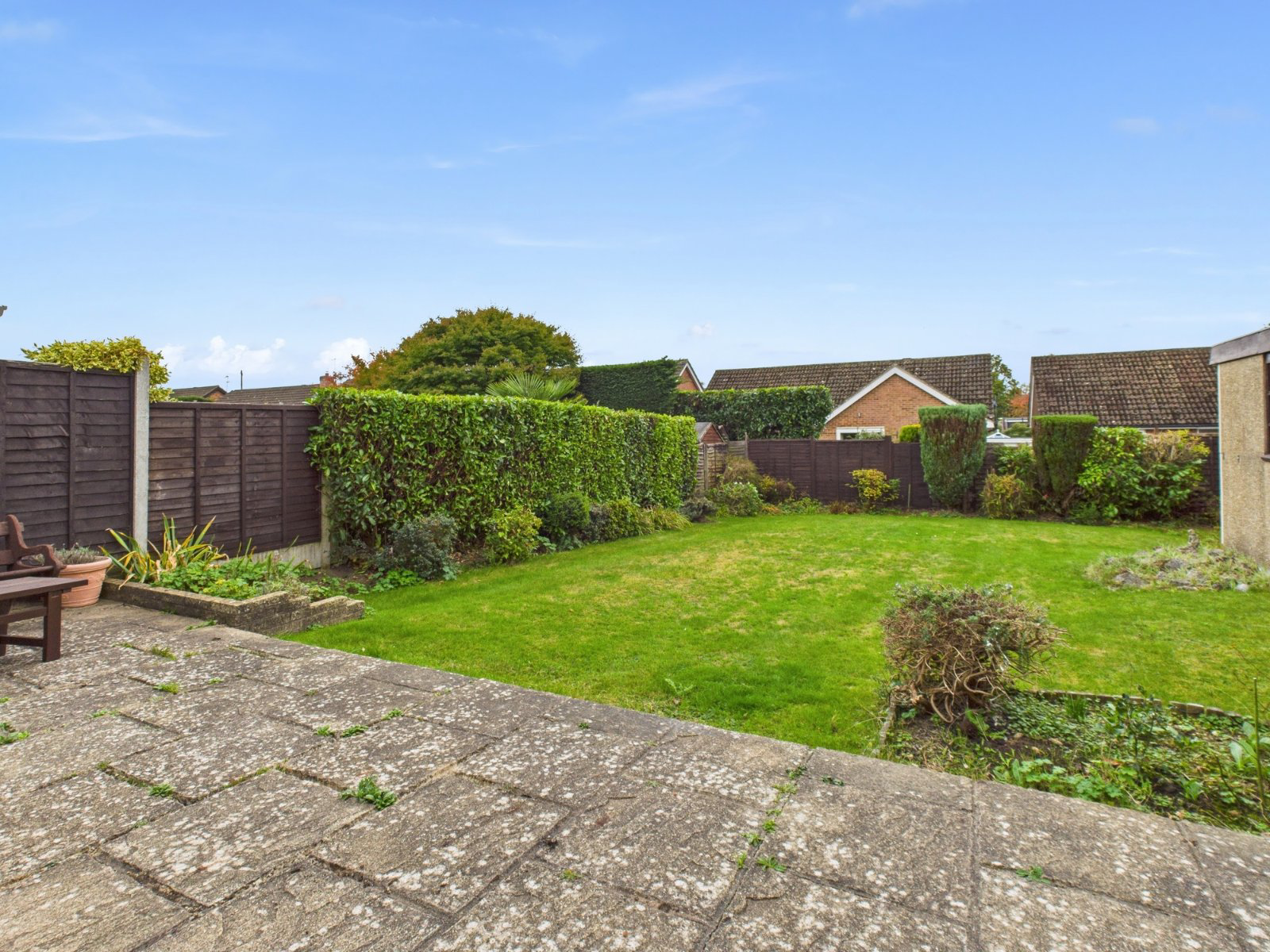 Elizabeth Avenue, Little Chalfont, Buckinghamshire, HP6, photo 2