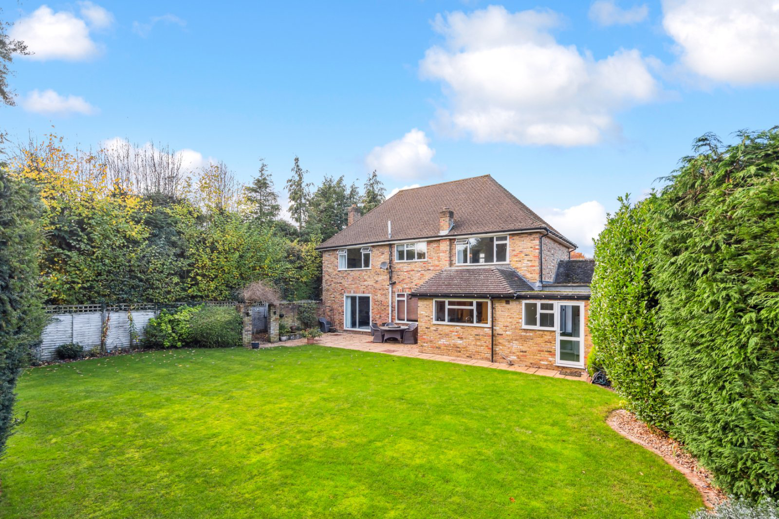 Cherry Tree Lane, Chalfont St Peter, Buckinghamshire, SL9