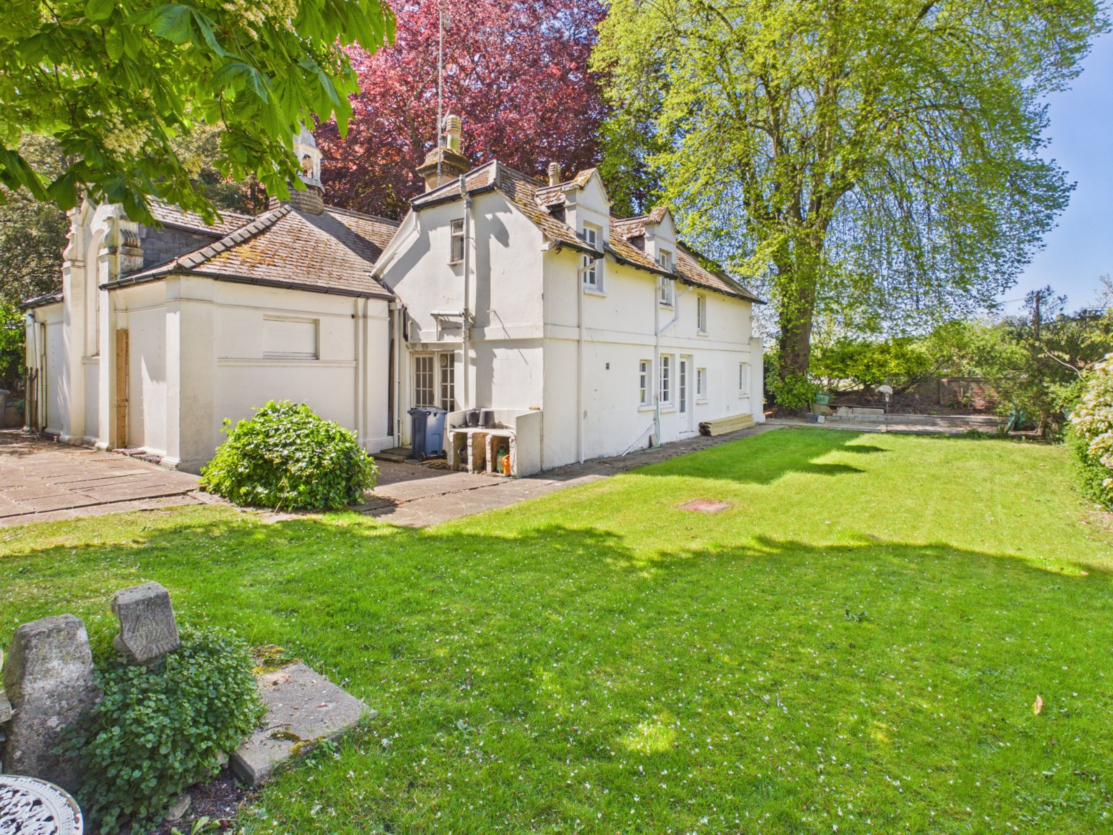 Off Grange Drive, Wooburn Green, Buckinghamshire, HP10, photo 2