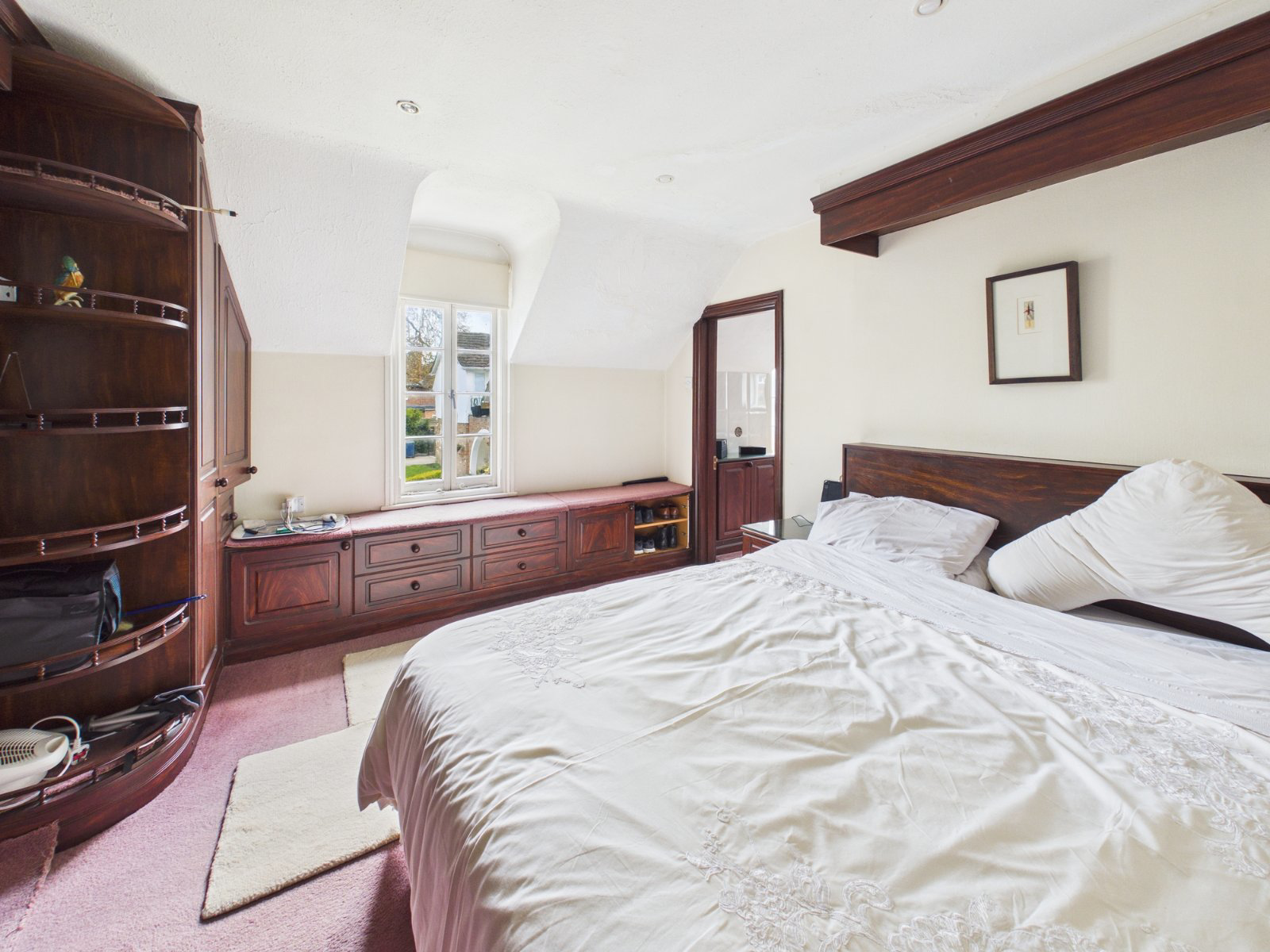 Off Grange Drive, Wooburn Green, Buckinghamshire, HP10, photo 7