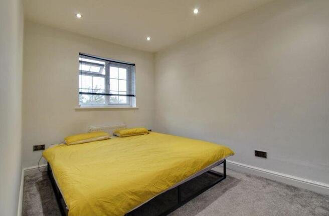 Nicholas Gardens, High Wycombe, Buckinghamshire, HP13, photo 8