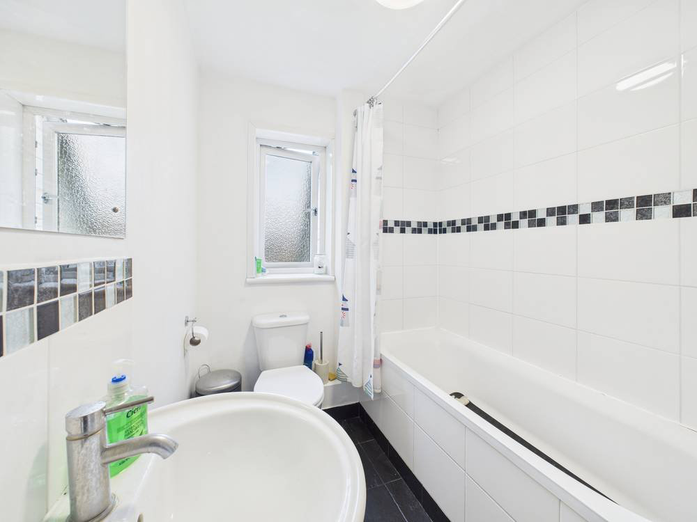 Belgrave Road, Hounslow, Middlesex, TW4, photo 11