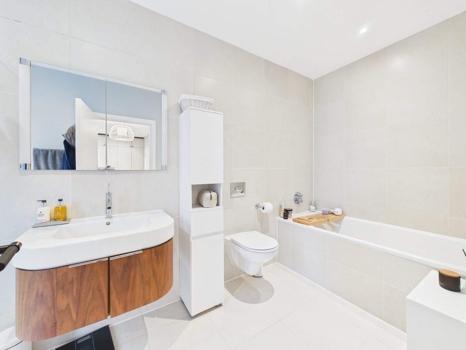 Cliveden Gages, Taplow, Maidenhead, Buckinghamshire, SL6, photo 7