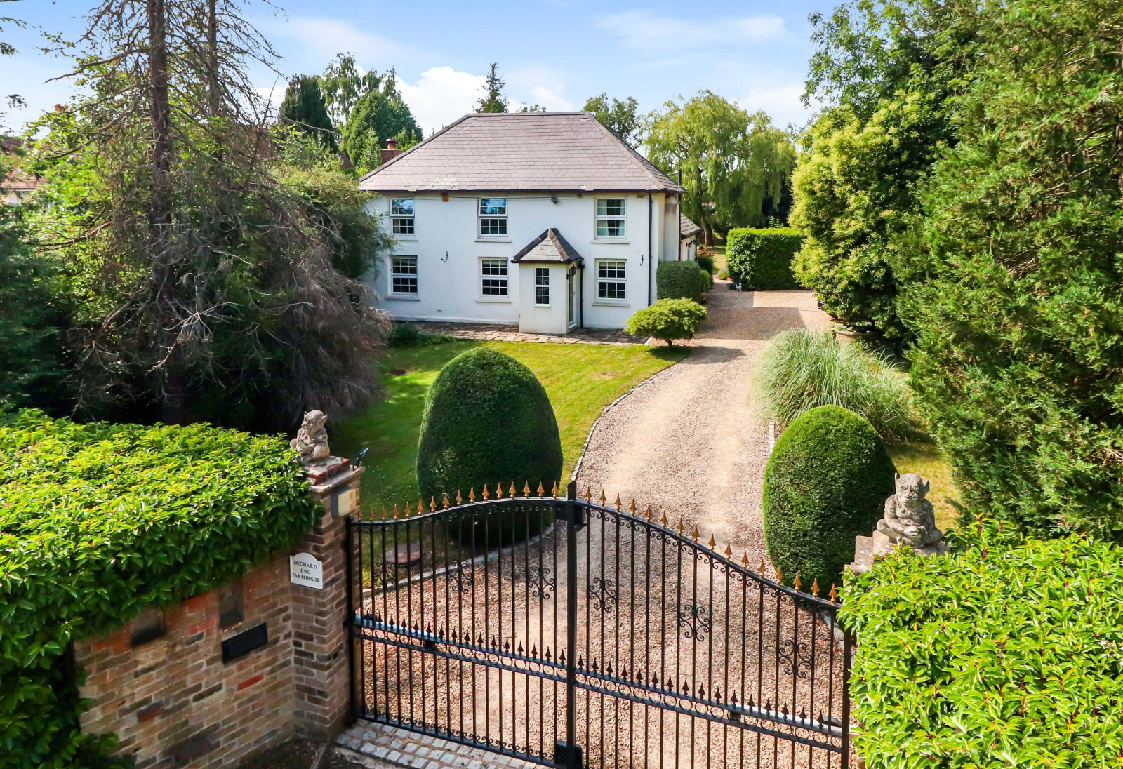 Amersham Road, Inkerman Hill, Hazlemere, HP15