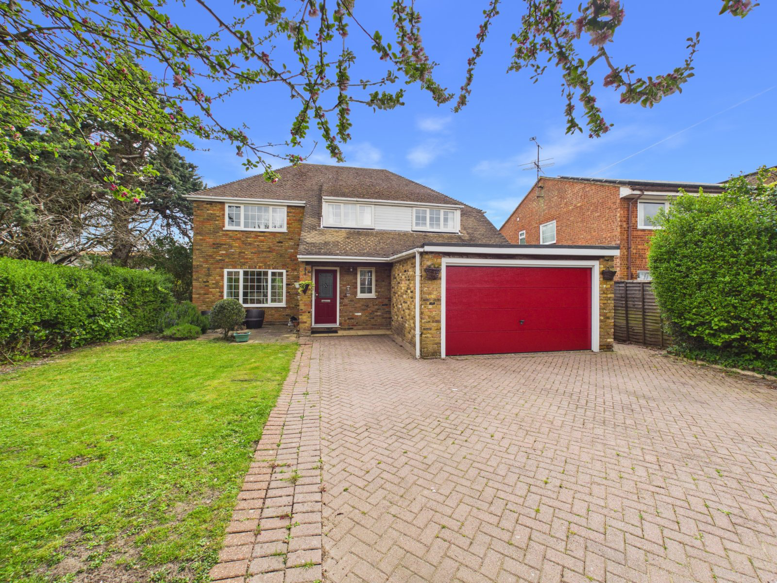 Sedgmoor Road, Flackwell Heath, High Wycombe, Buckinghamshire, HP10