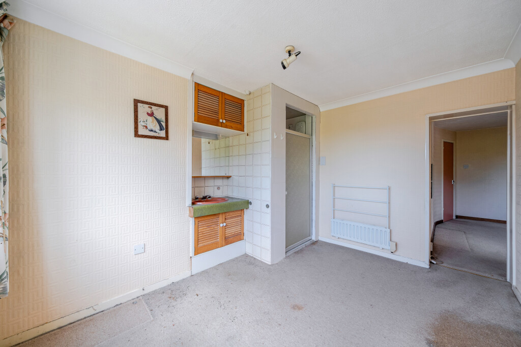 Barton Road, Langley, Berkshire, SL3, photo 9