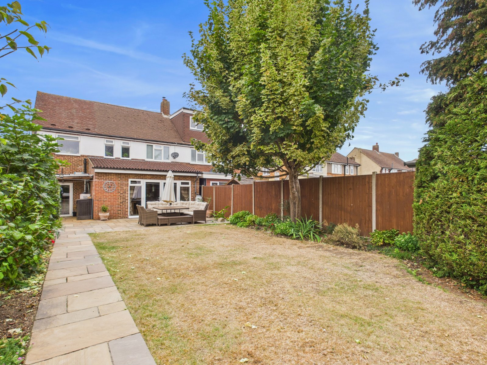 Selby Road, Ashford, Surrey, TW15, photo 3