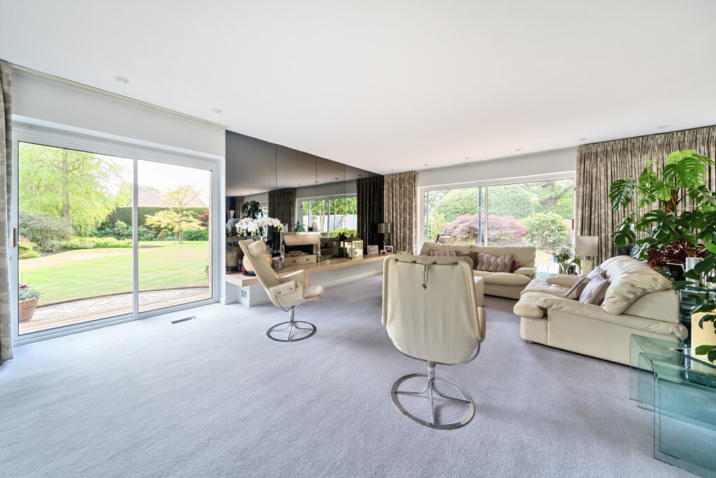 Lakeside Drive, Stoke Poges, Buckinghamshire, SL2, photo 15
