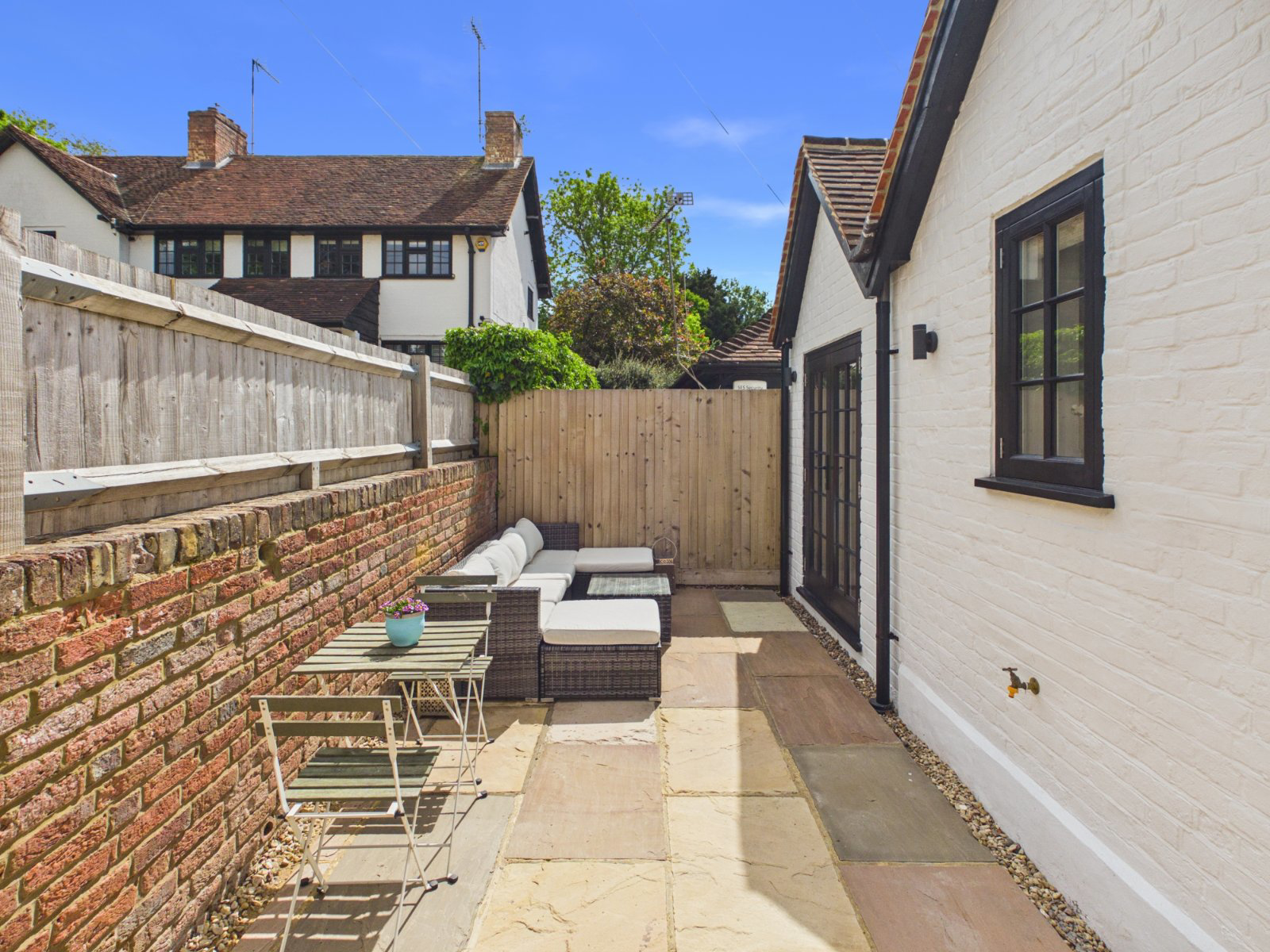 South Row, Fulmer Road, Fulmer, Buckinghamshire, SL3, photo 3