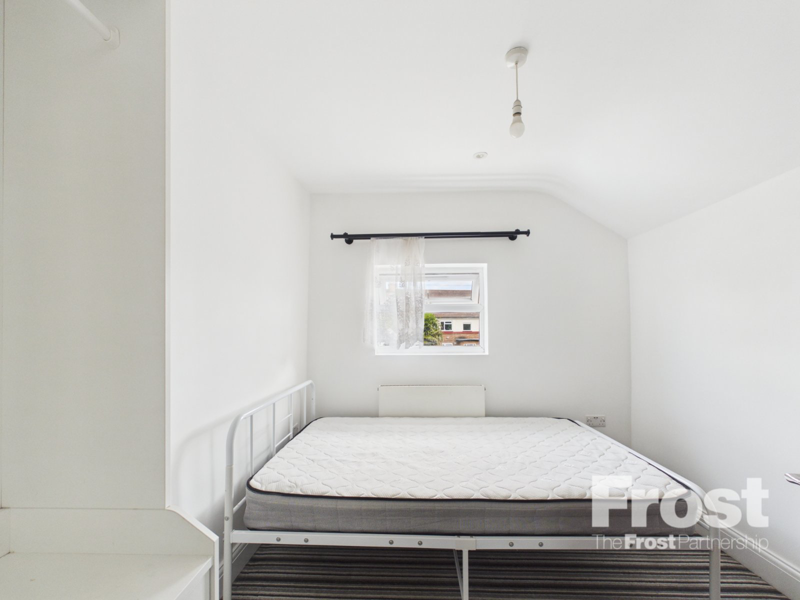 Staines Road, Feltham, TW14