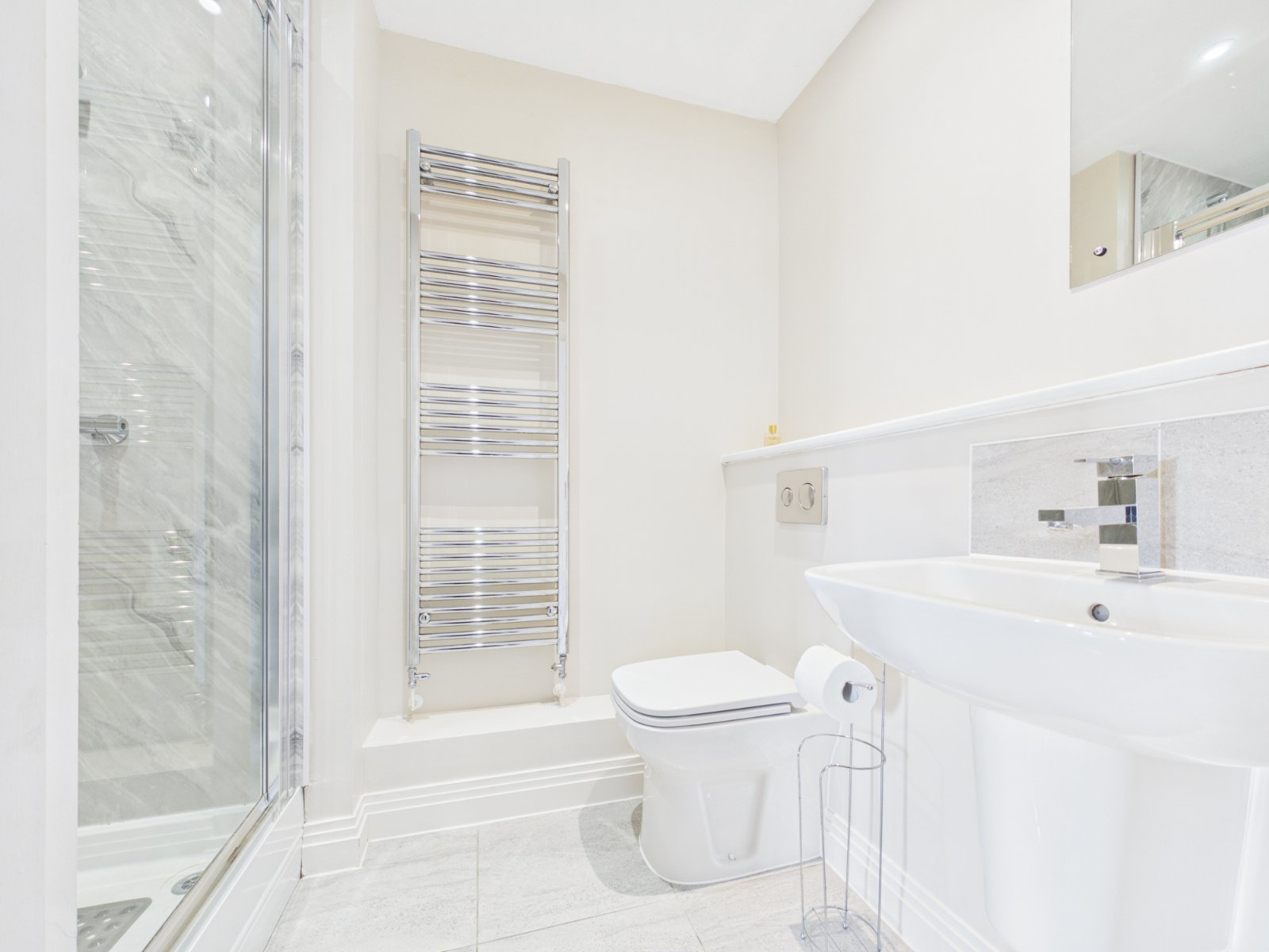 Hanover Close, Ashford, Surrey, TW15, photo 7