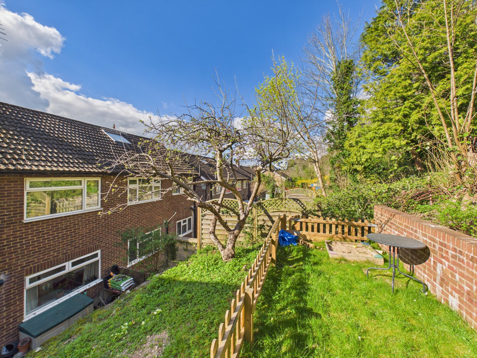 St. Georges Close, High Wycombe, Buckinghamshire, HP13, photo 18