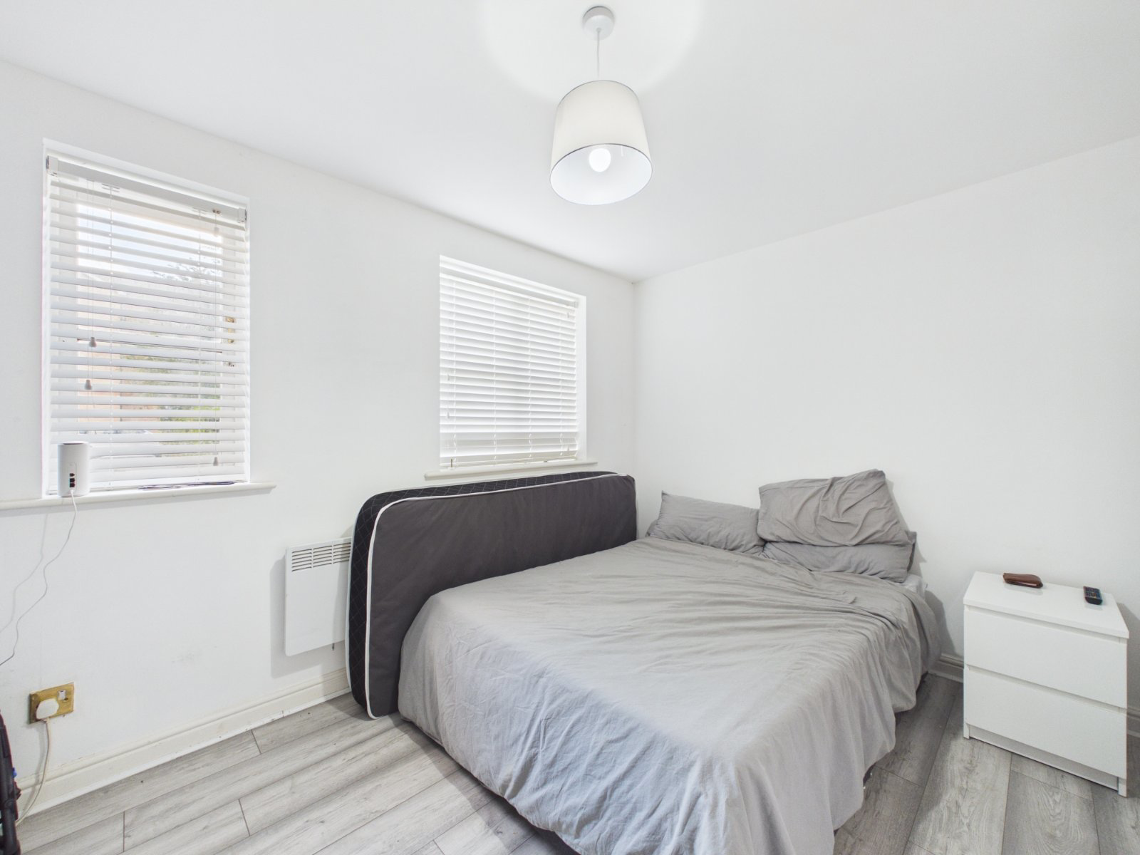 Lovegrove Drive, Slough, Berkshire, SL2, photo 4