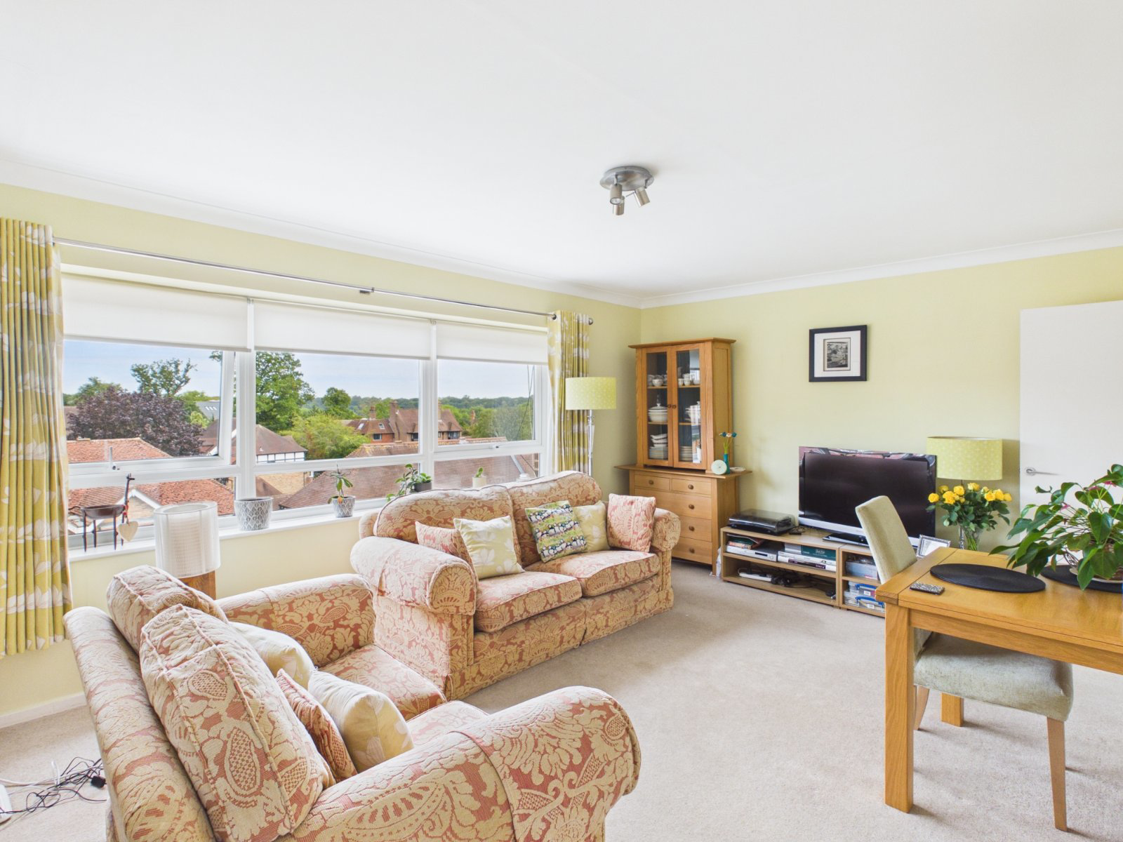 South Park, Gerrards Cross, Buckinghamshire, SL9, photo 2