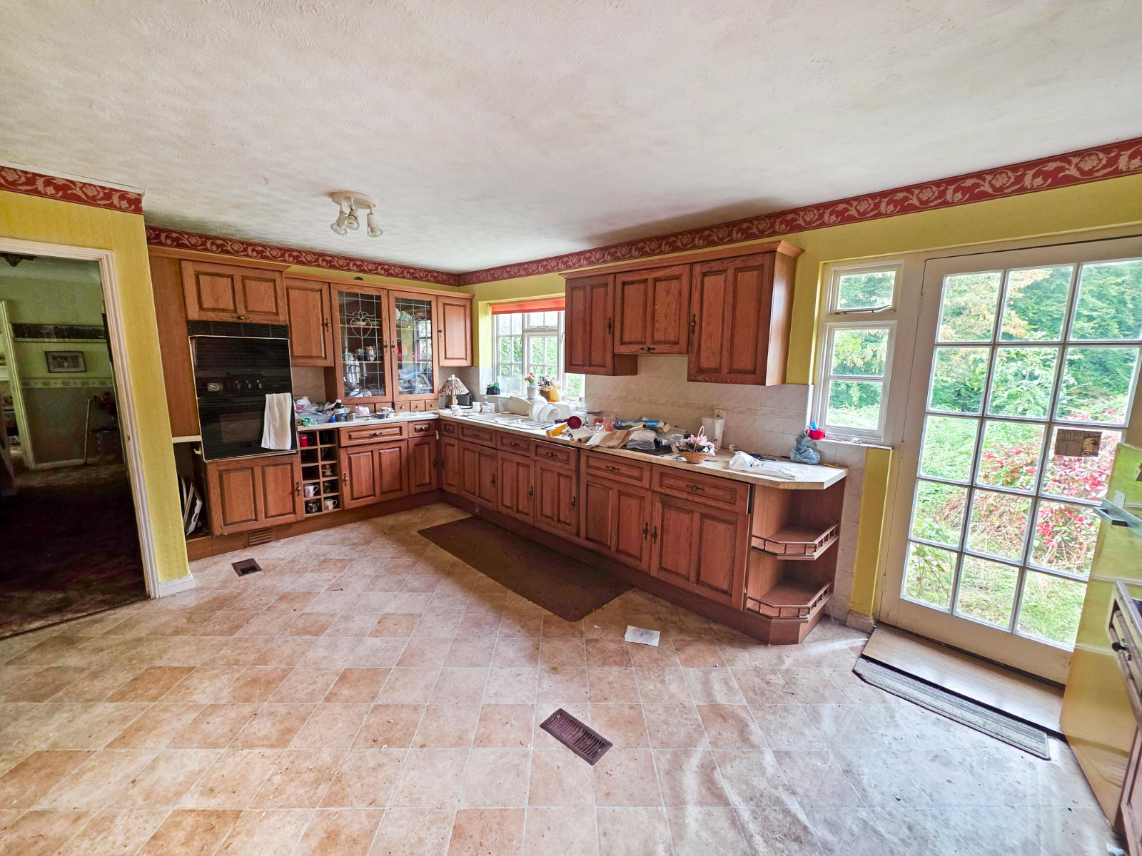 Southcote Way, Penn, Buckinghamshire, HP10, photo 3